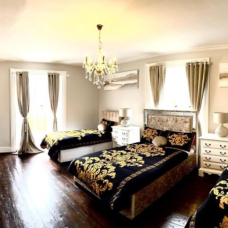 Ross Cross Roads Skryne Castle 게스트하우스 외부 사진